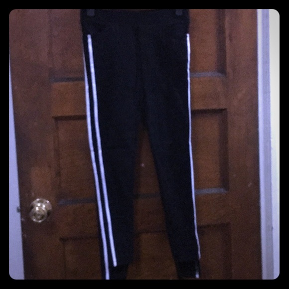 A pant for women or girls. - Picture 1 of 1